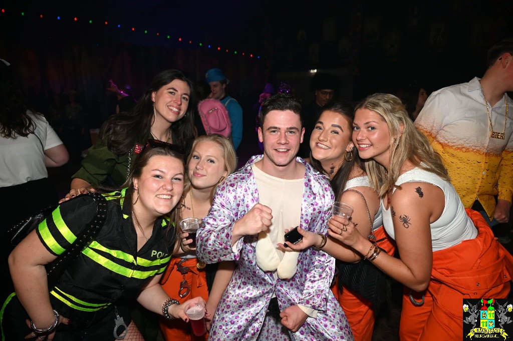 ../Images/Opwarmbal 2026 239.jpg